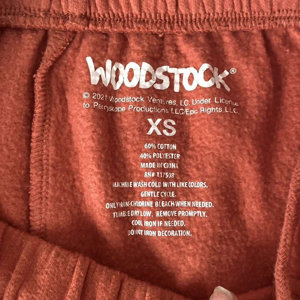 Sweats - Picture 4 of 4